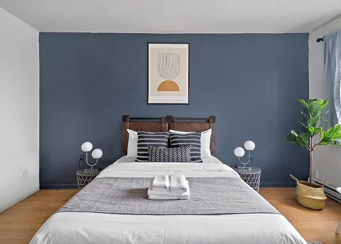 Hutchison Apartments By Restavio