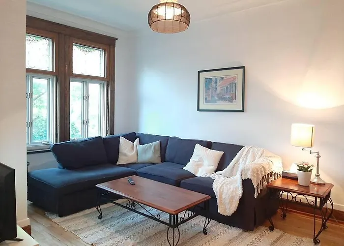 Big 3Br Appartment At Olympic Stadium At Pie-Ix Metro Station