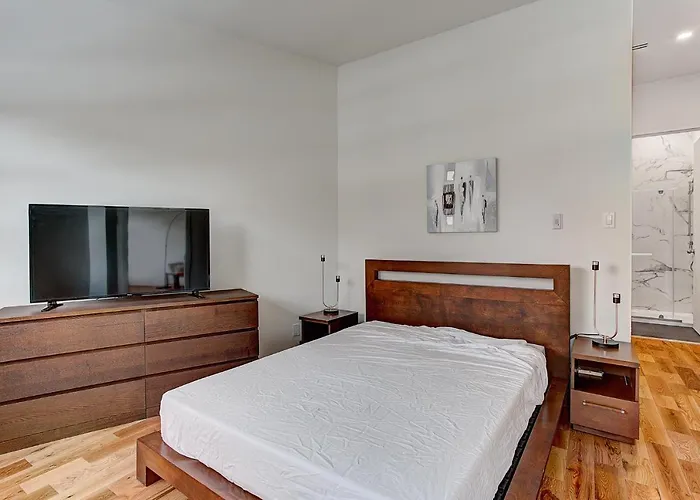 Modern Suites In Ndg