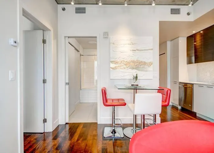 Perle Toute Equipee Avec Vue, Wi-Fi Et Balcon Entre Vieux Montreal Et Centre-Ville