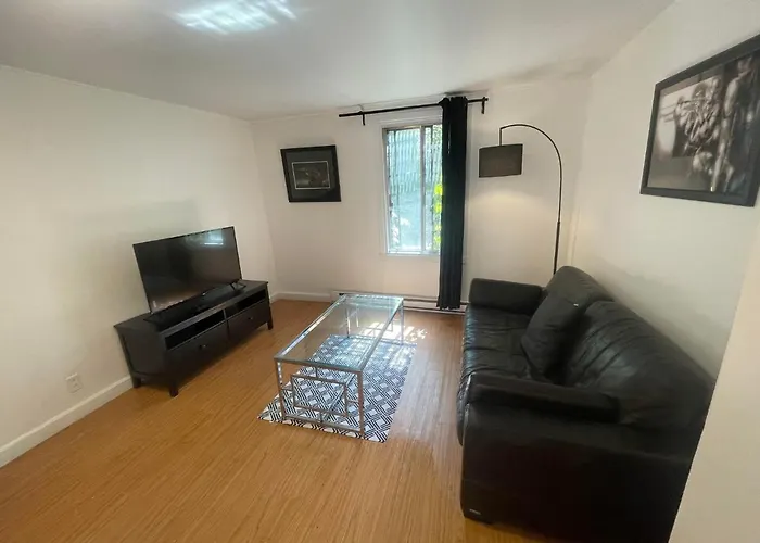 Appartement Village Avec Balcon - 1622B
