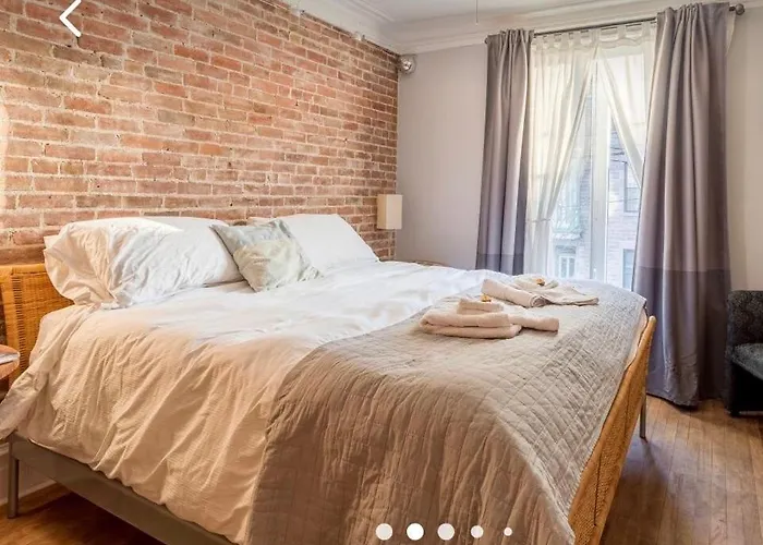 Cozy Montreal Suites In Prime Location