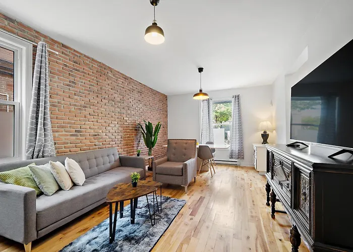 Lovely 3 Bedrooms In Heart Of Plateau Mont-Royal