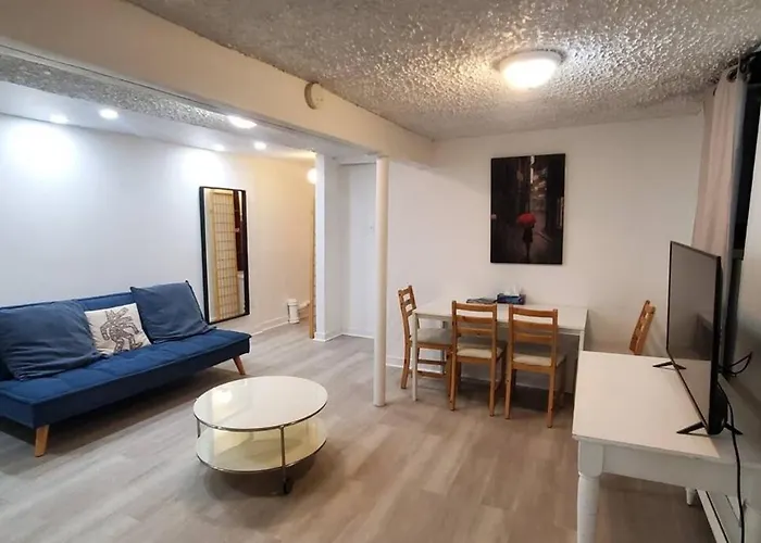 Heart Of Mtr For Memerable Experiance 2 Backyard 7Minmetro Fully Renovated & Equipped