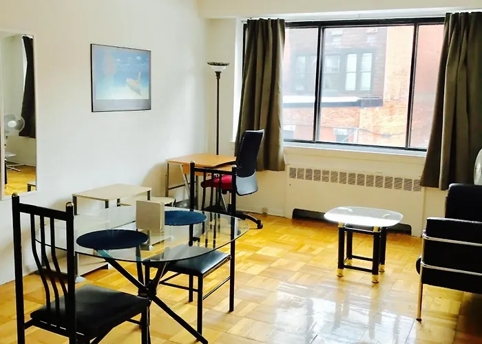 Stylish Montreal Apartment Comfortable Stay In The Golden Square Mile