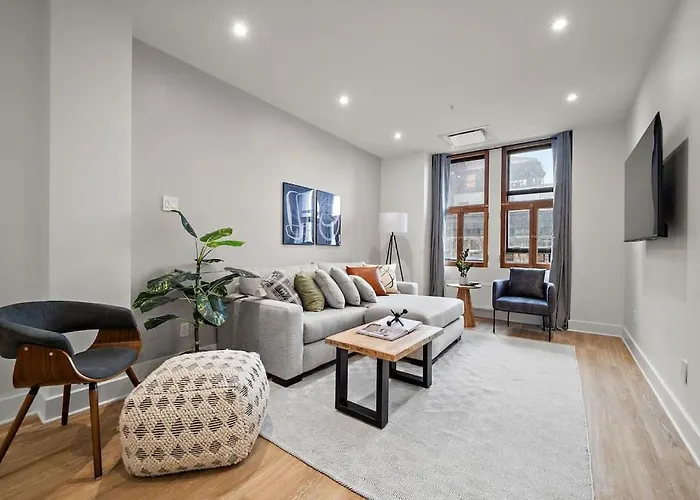 Hotel 511 Place D\'Armes Apartments 3Br 62