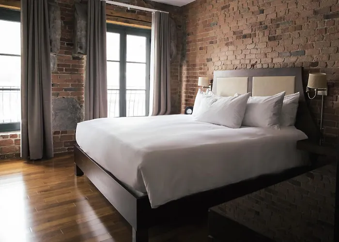 Hotel Nelligan