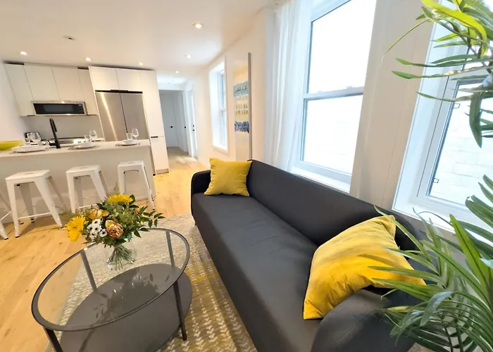 Perfect 3 Bedrooms Downtown 2Mins To Metro