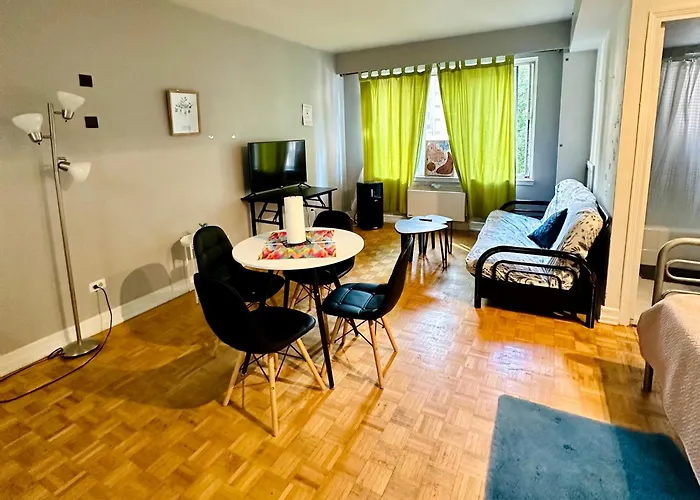 Cute Apartment Downtown