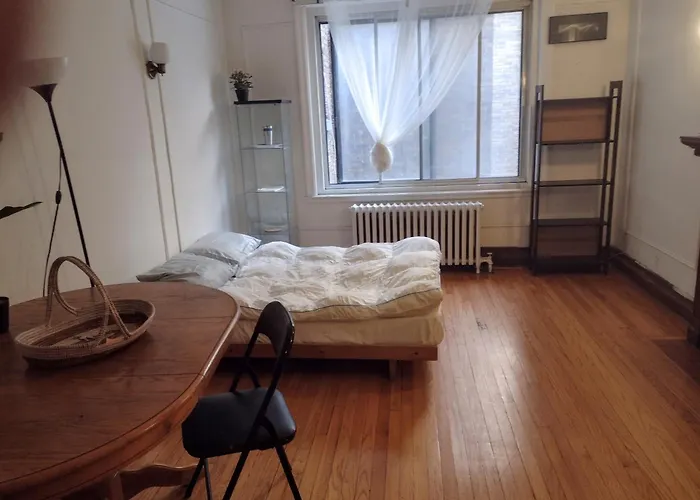 Antic Style With High Ceiling