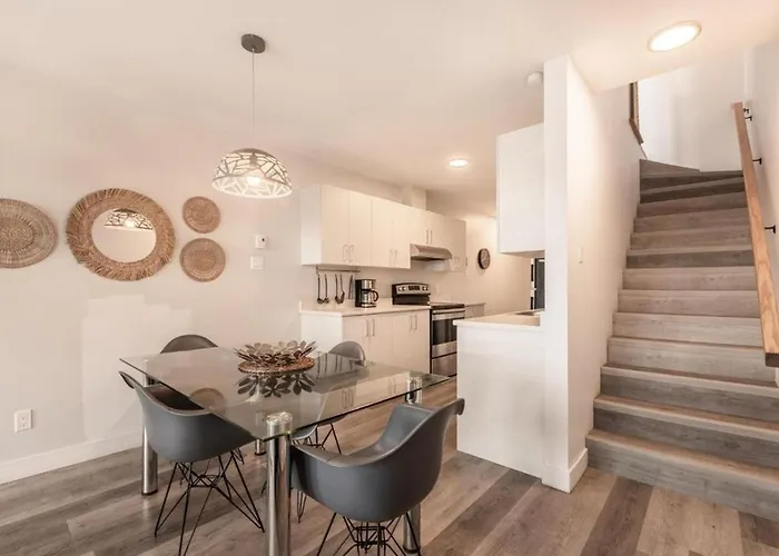 2 Bedrooms Apartment With Terrace - 1908