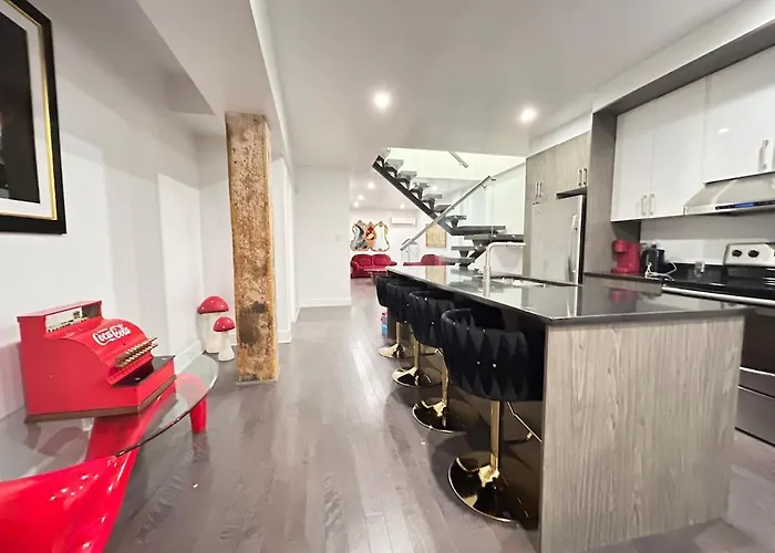 2 Floor Old Mtl Waterfront Condo