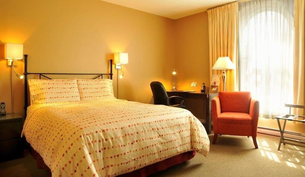 De La Fontaine Inn Montreal