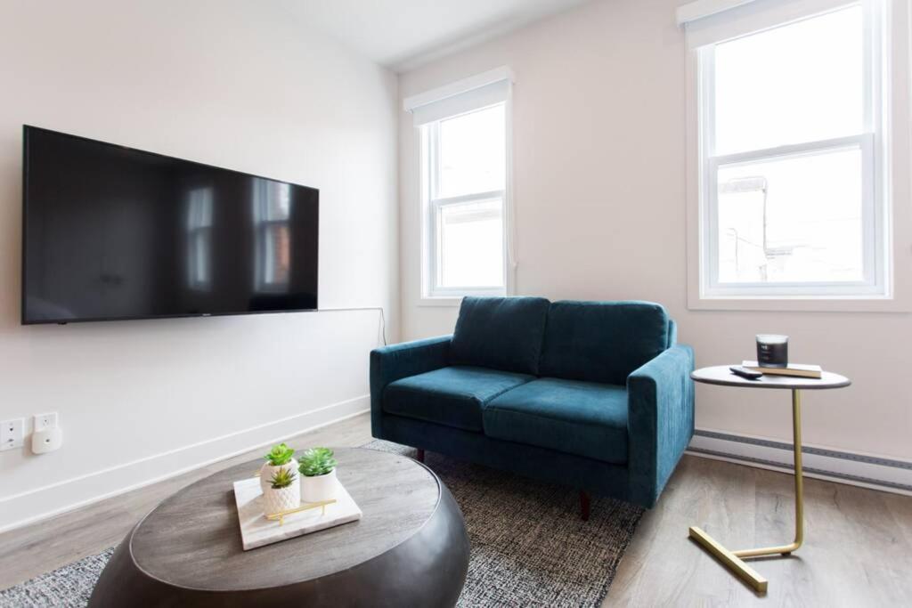 Apartment Live Like A Local In Superb Loft By Den *
