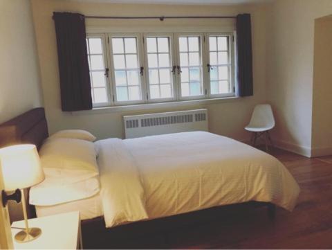 Downtown Mcgill & Guy Bed & Breakfast *