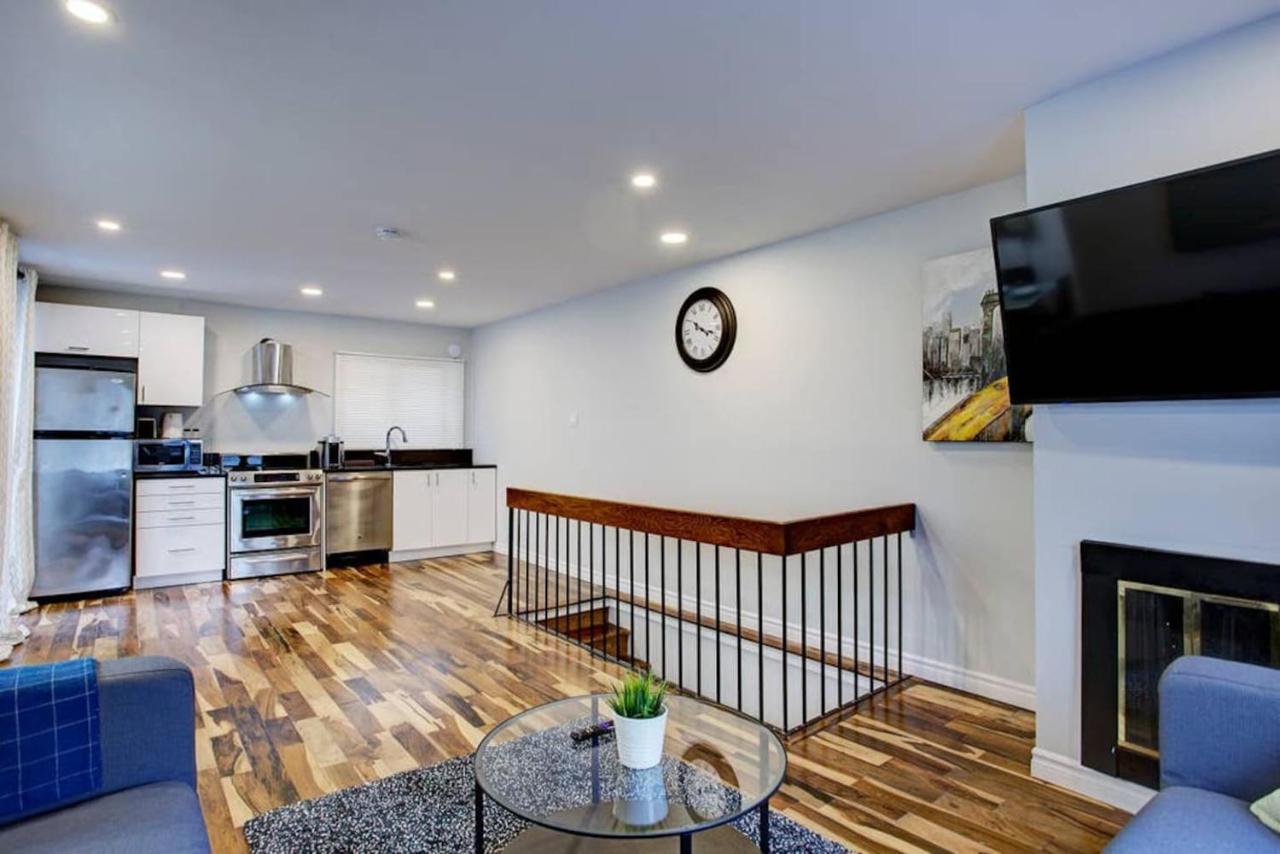 Holiday home Stella Stays Brilliant 2 Floor Downtown Mtl Parking