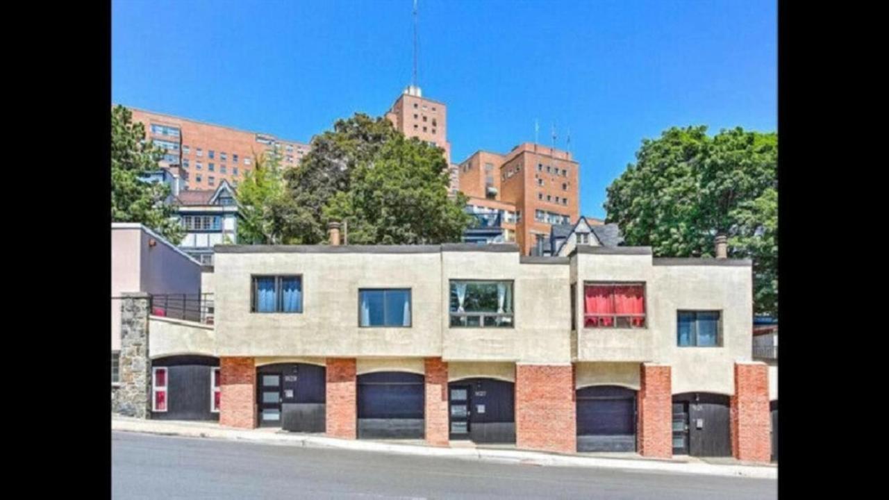 Holiday home Stella Stays Brilliant 2 Floor Downtown Mtl Parking Montreal