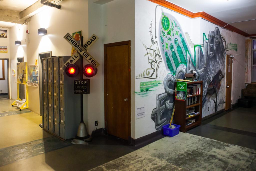 Alexandrie Hostel *