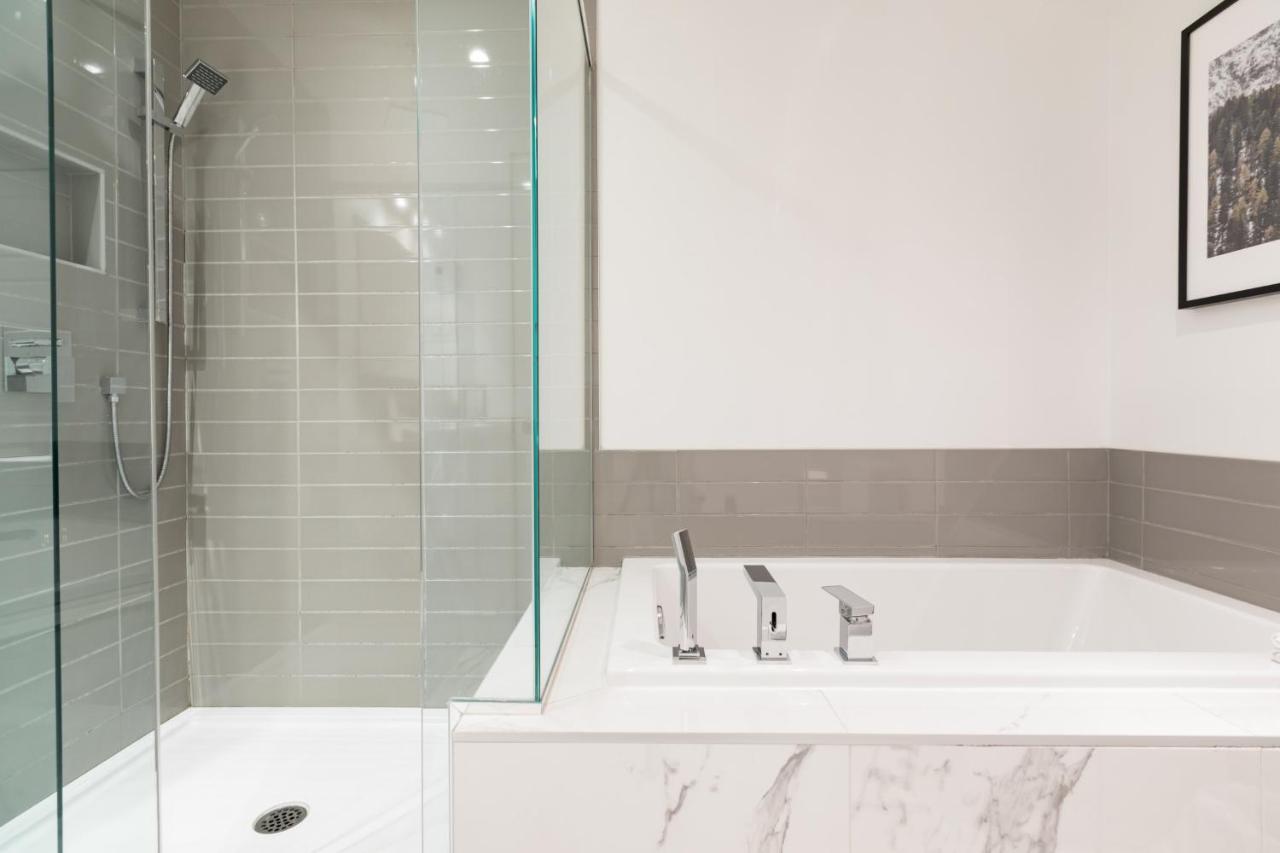 Apartment Hip, Stylish In Little Italy By Den *