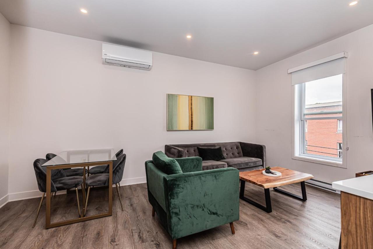 2 Bedroom Luxury In The Mile End By Den Apartment
