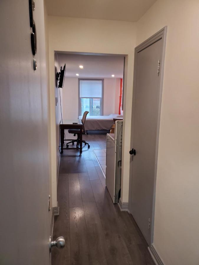Elite Super Studios Loft Metro Du College Apartment