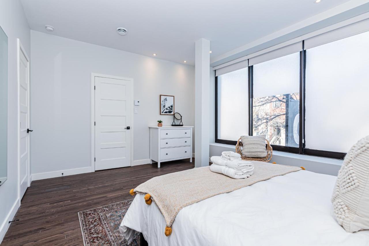 Apartment Vast And Perfectly Located 3 Bedroom Flat By Denstays