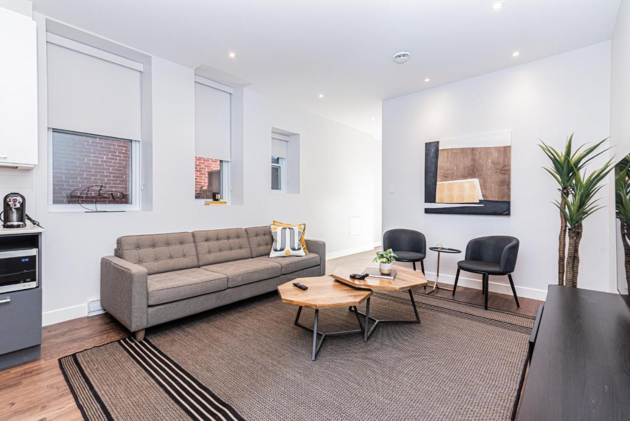 Vast And Perfectly Located 3 Bedroom Flat By Denstays