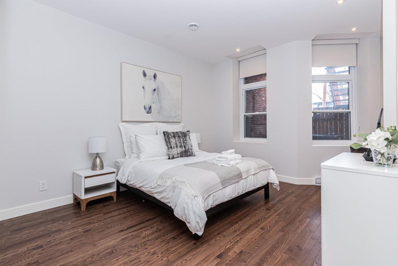 Vast And Perfectly Located 3 Bedroom Flat By Denstays * Montreal