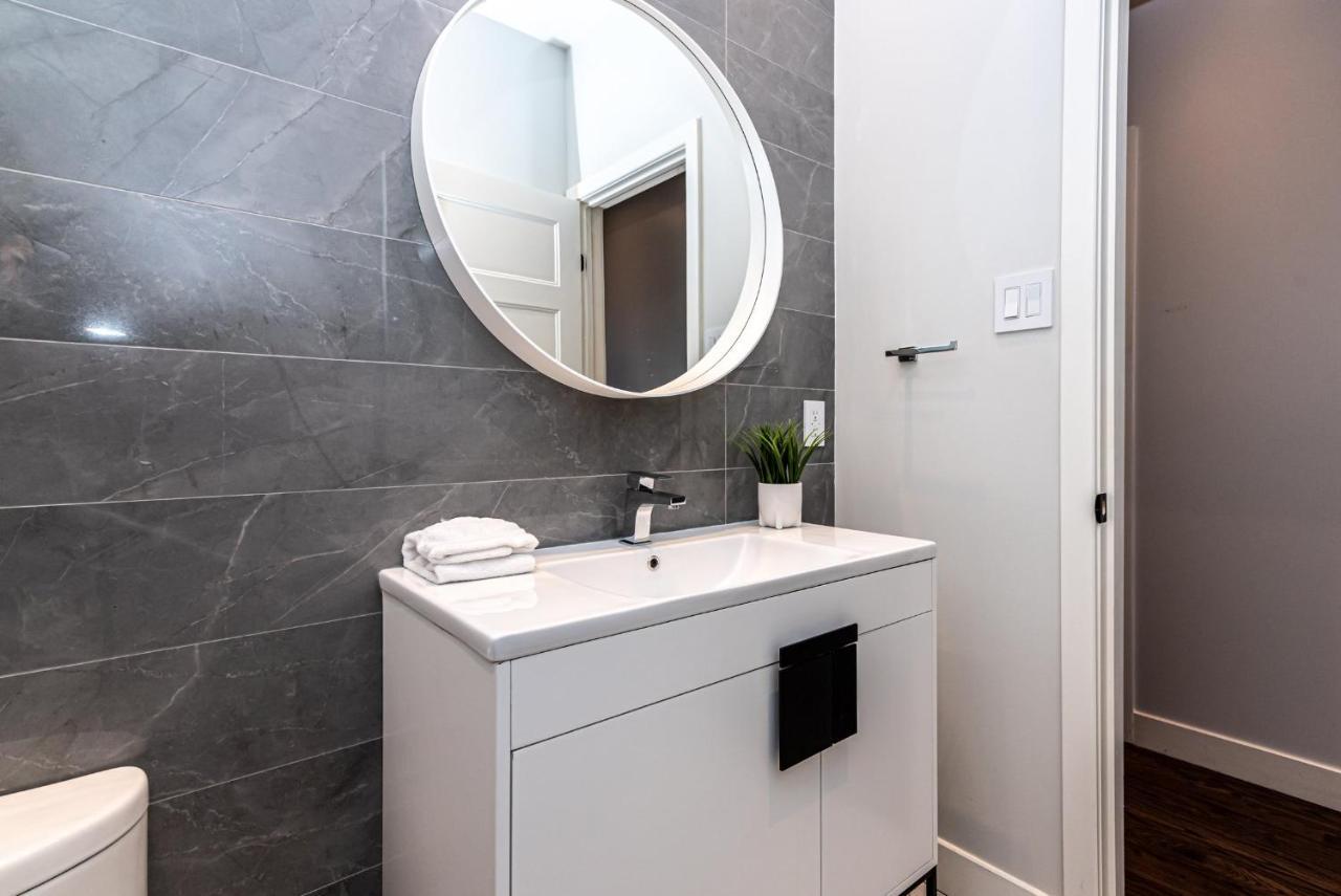 Vast And Perfectly Located 3 Bedroom Flat By Denstays Apartment *