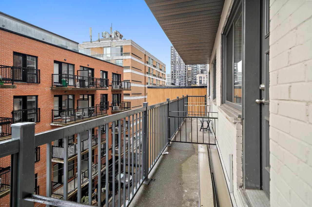 Hutchison By Restavio Apartment Montreal