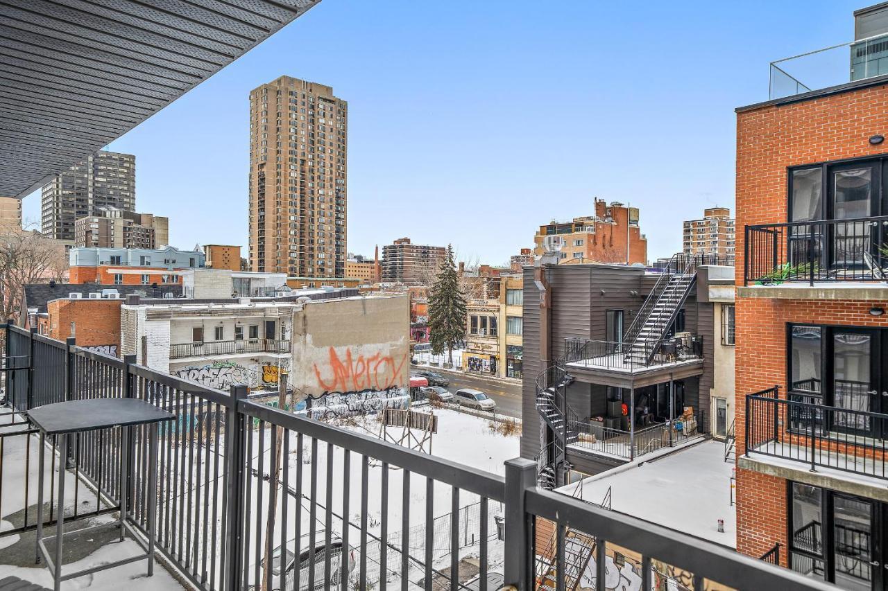 Hutchison By Restavio Apartment