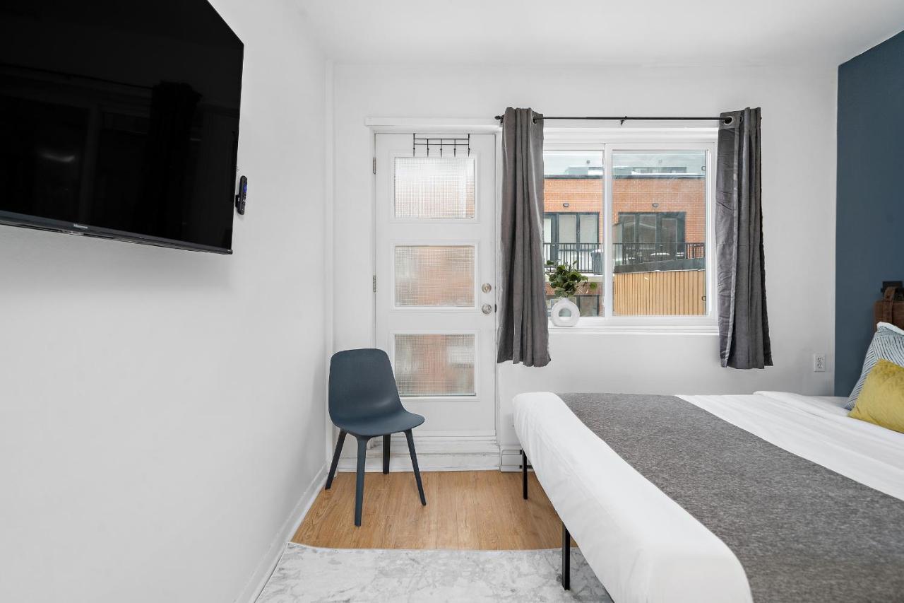 Hutchison By Restavio Montreal