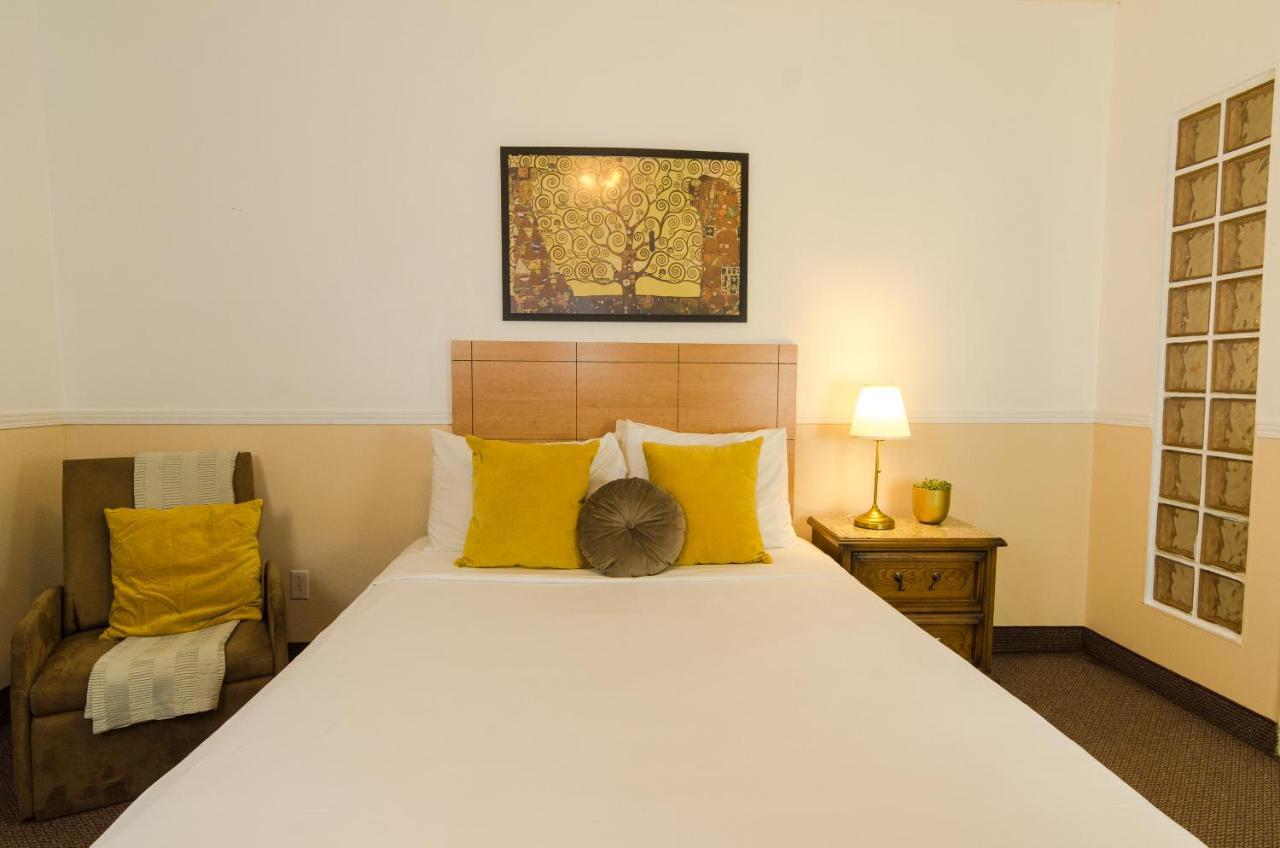 Hotel Dorion 2*