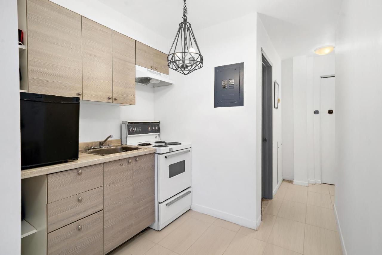 Hutchison By Restavio Apartment Montreal