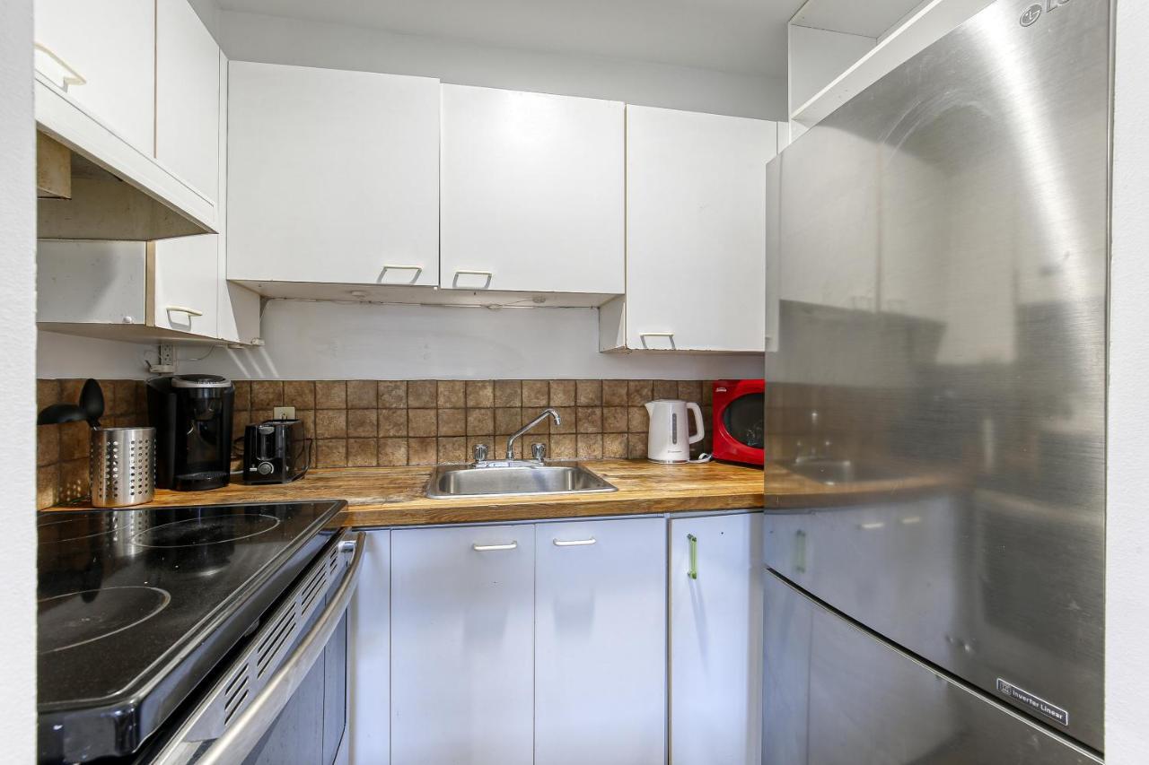 Apartment The Bay - Plateau Mont Royal Montreal