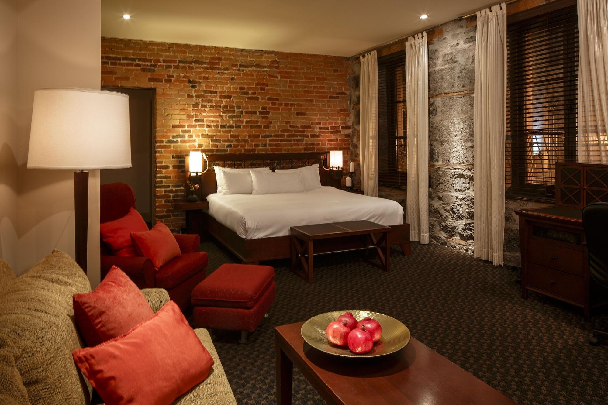 Nelligan Hotel 4*