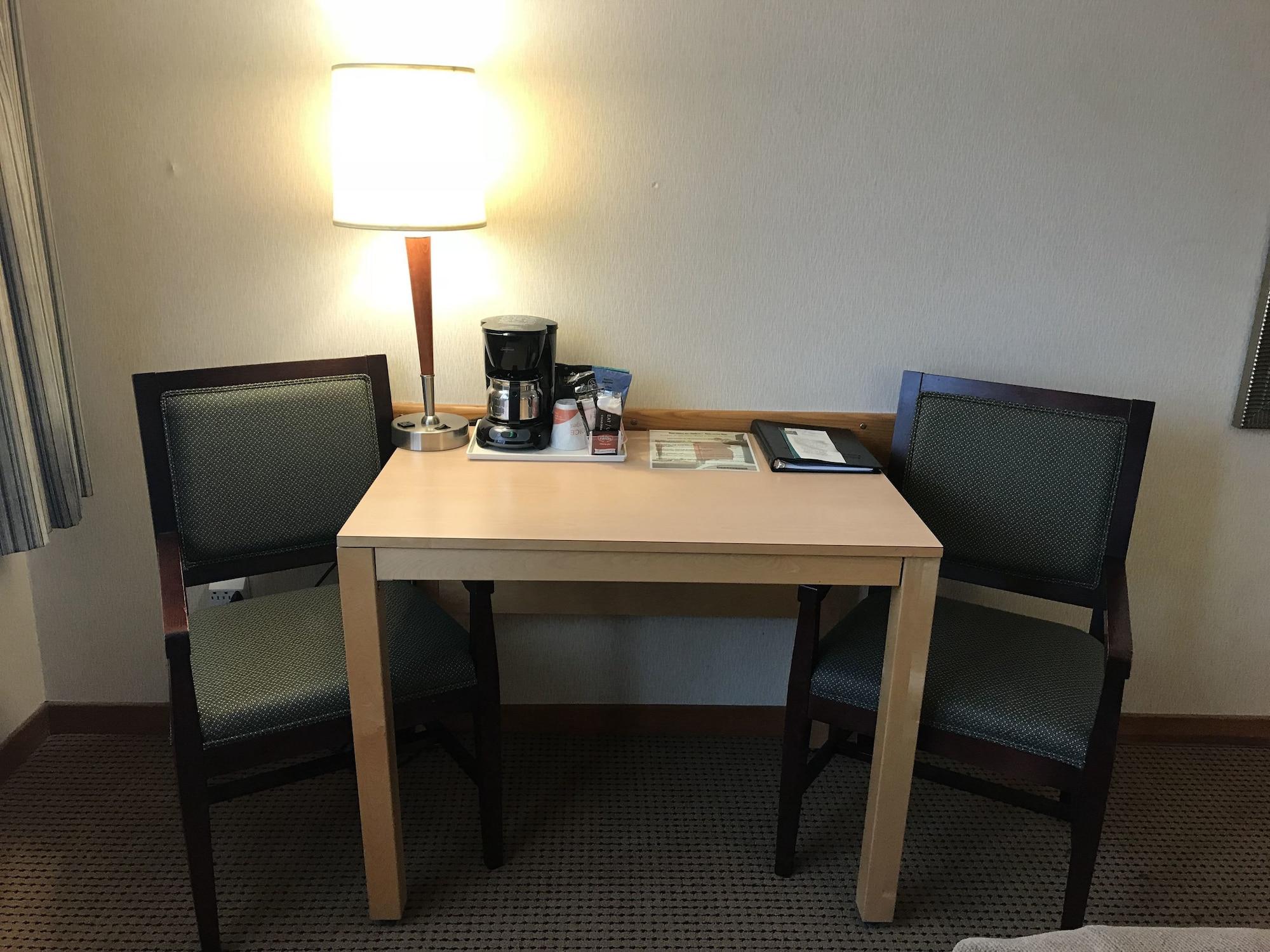 Quality And East Hotel Montreal
