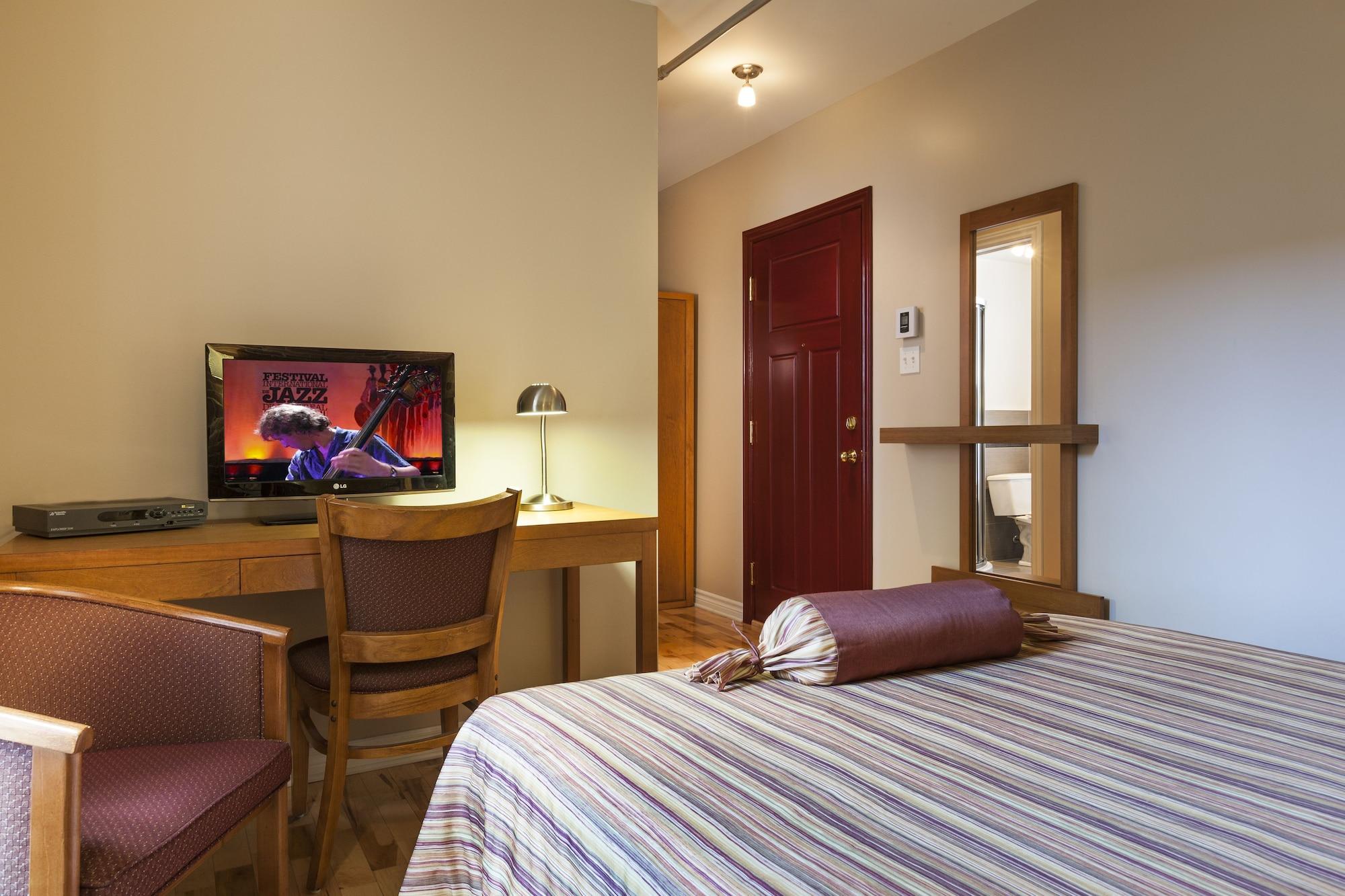 Quartier Des Spectacles Hotel 2*
