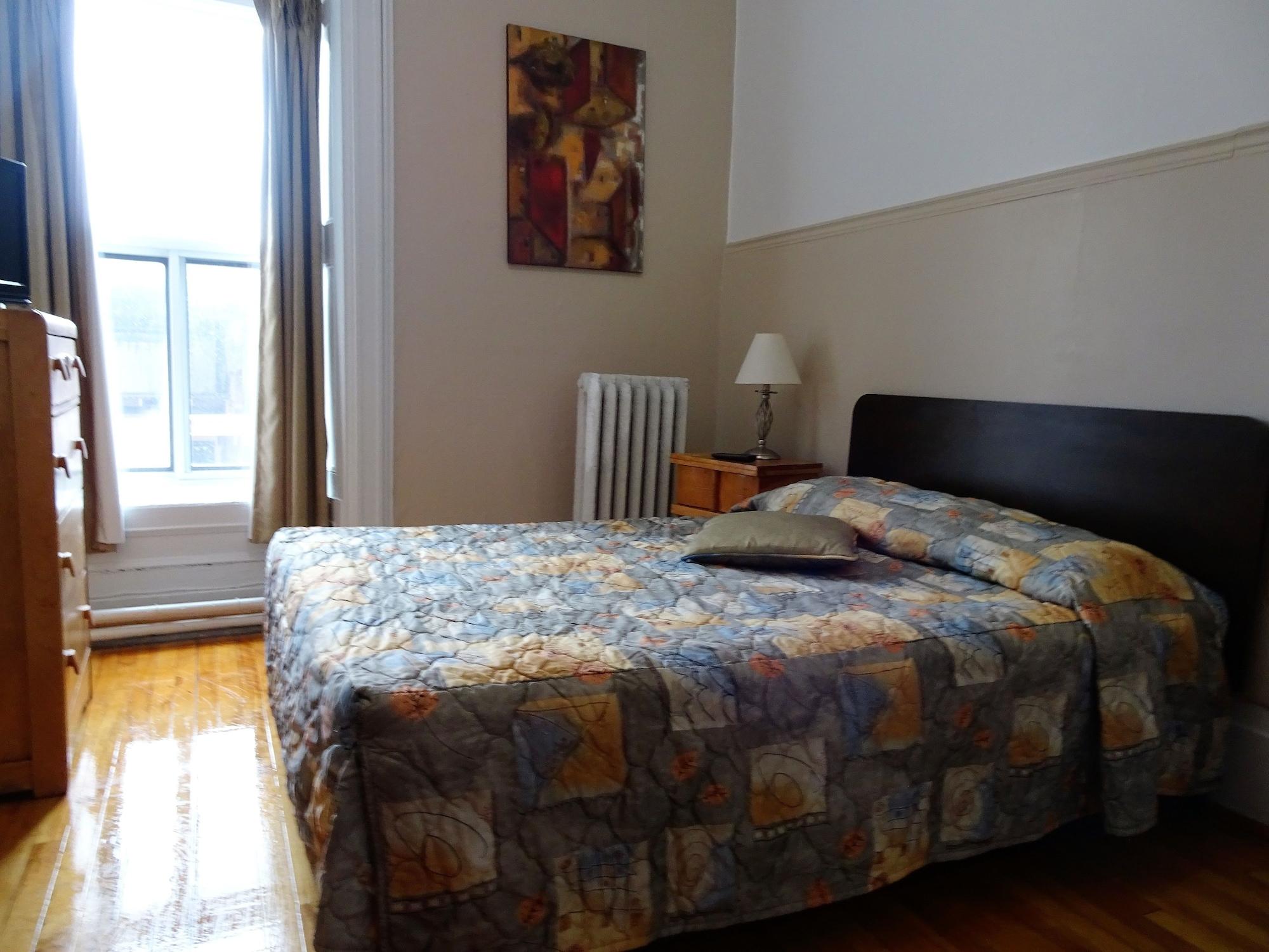 Quartier Des Spectacles Hotel Montreal