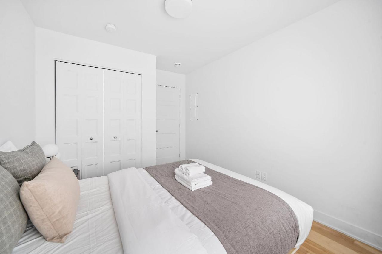 Brand New Contemporary 2-bedroom * Montreal
