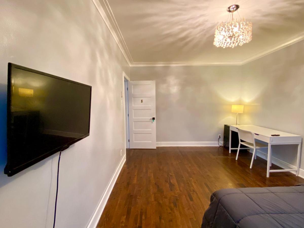 Guest house - Affordable With Smart Tv, Shared Kitchen