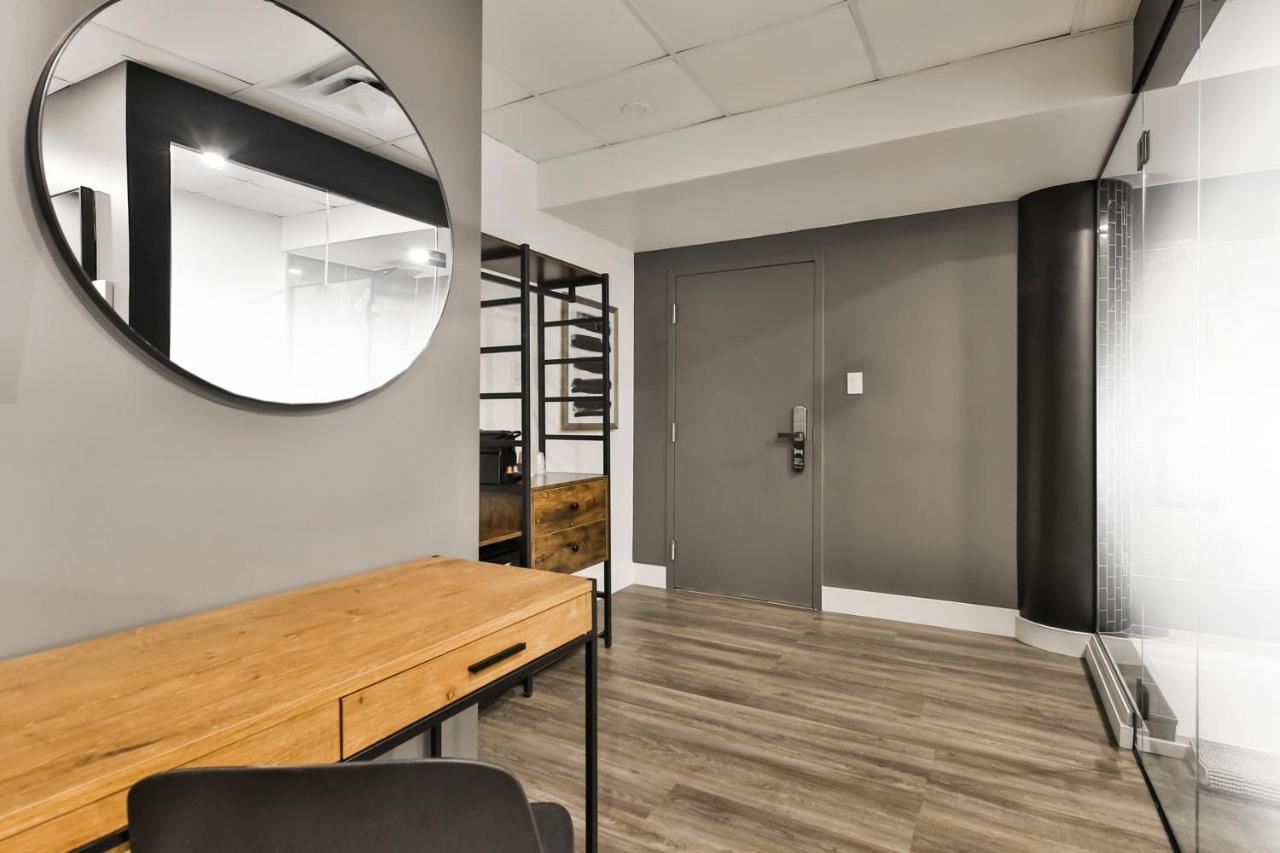 Hygie Boutique 3* Montreal