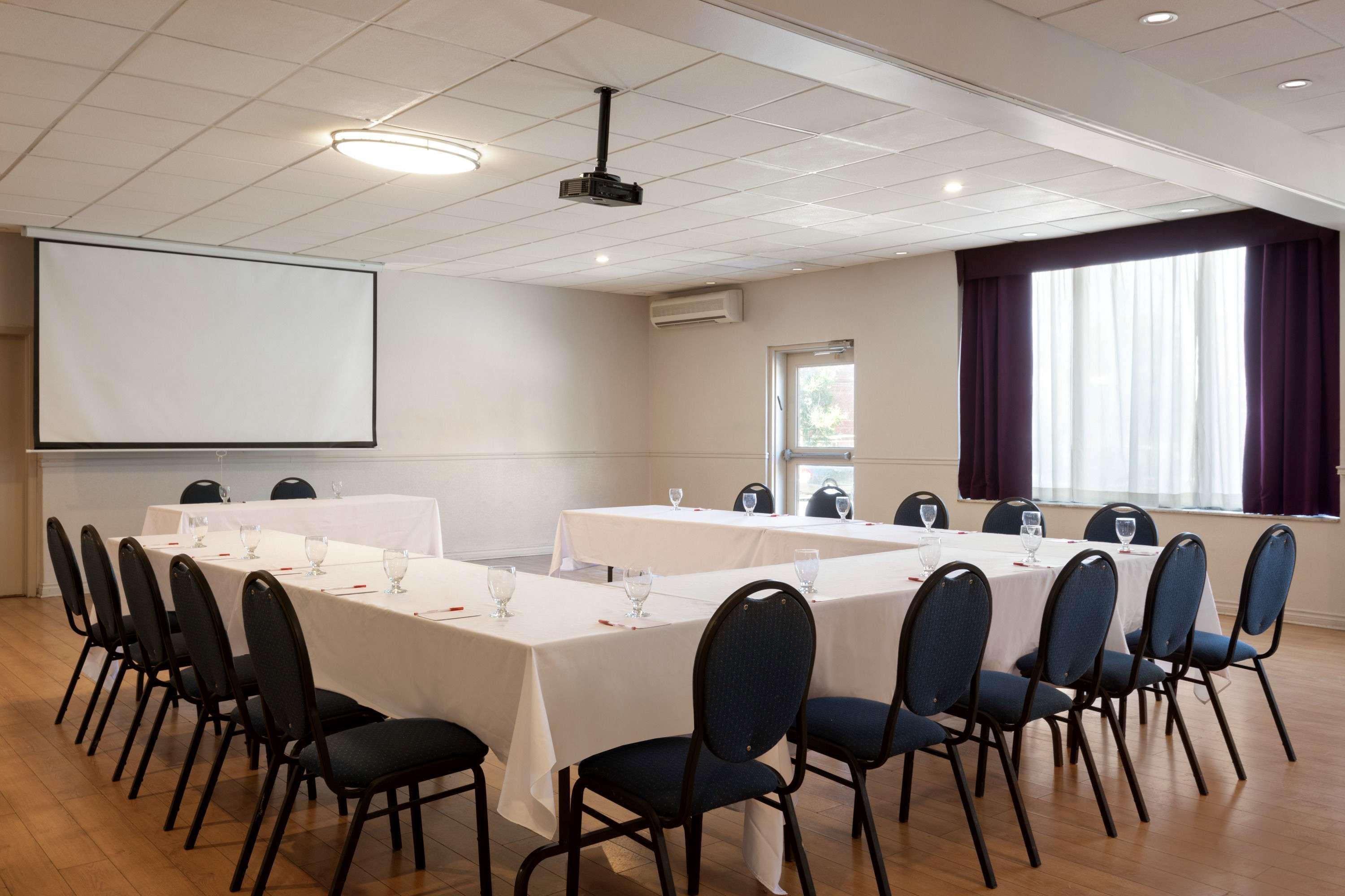 Ramada Plaza By Wyndham Hotel 3*