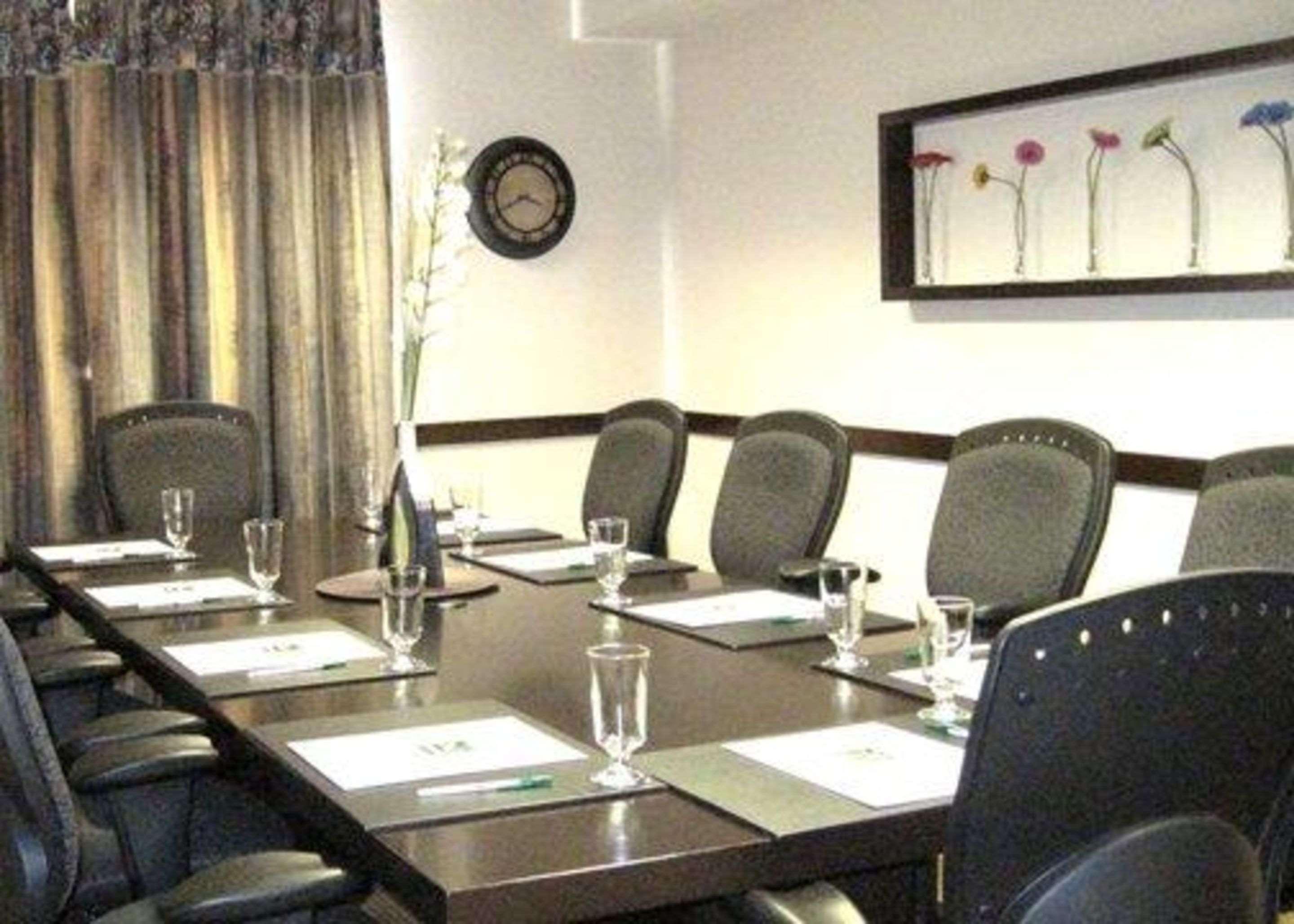 Quality And East Hotel Montreal