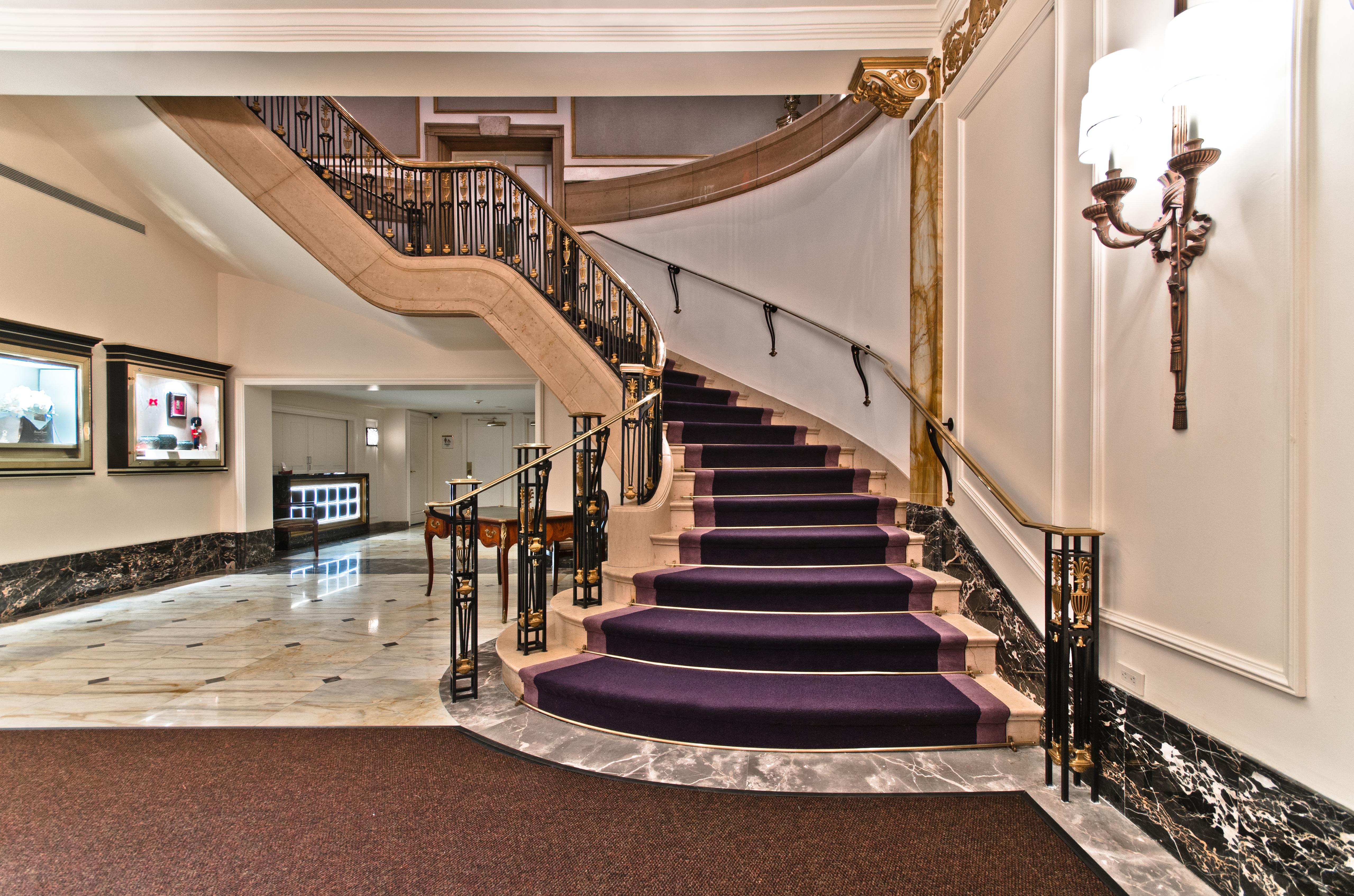 The Ritz-carlton, Hotel Montreal