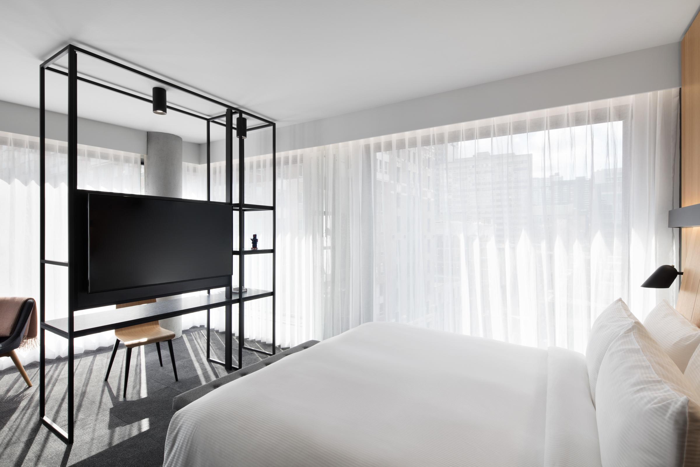 Monville Hotel 4*