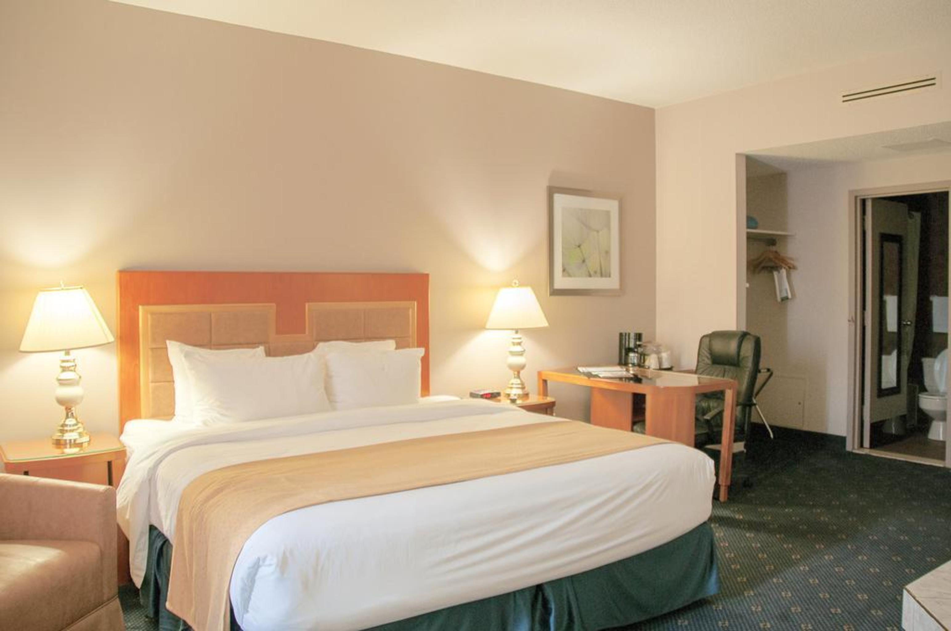 Hotel Lelux Montreal