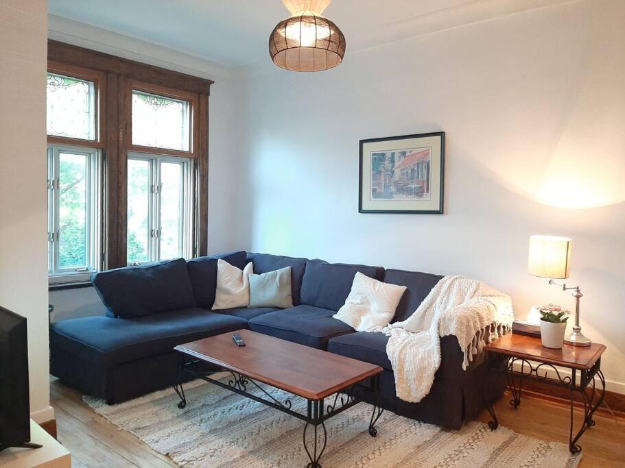 Apartment Big 3br At Olympic Stadium At Pie-ix Metro Station *