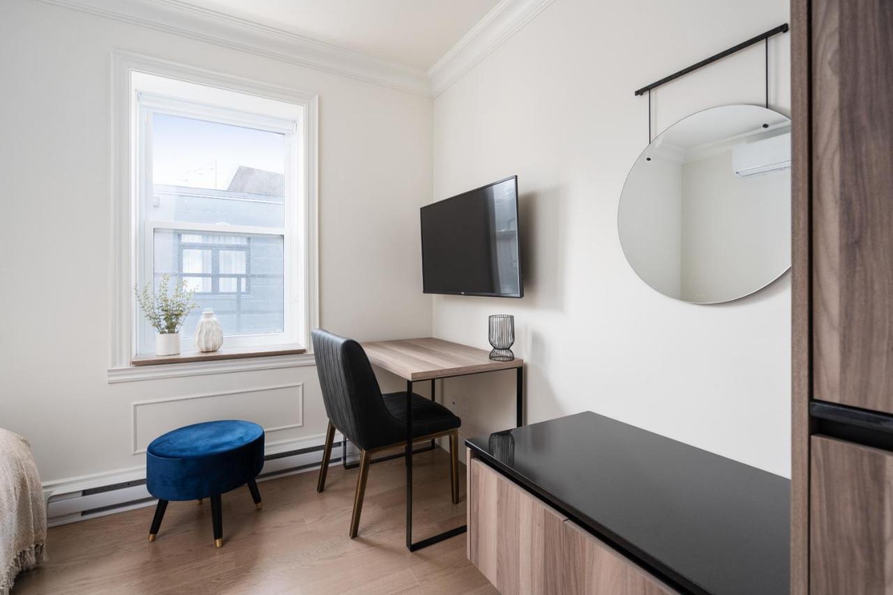 Opal Apartment