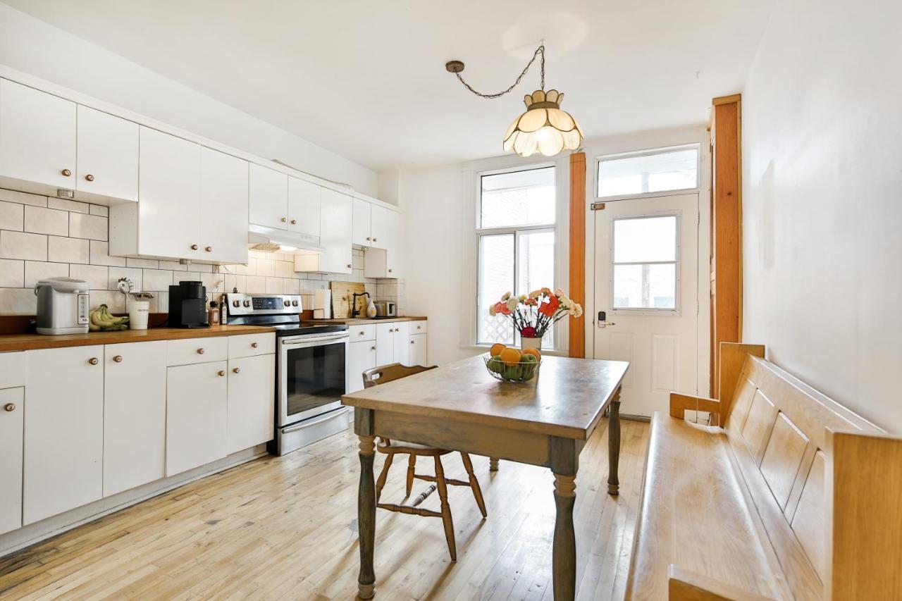 La Maison Du Mile-end Bed & Breakfast *
